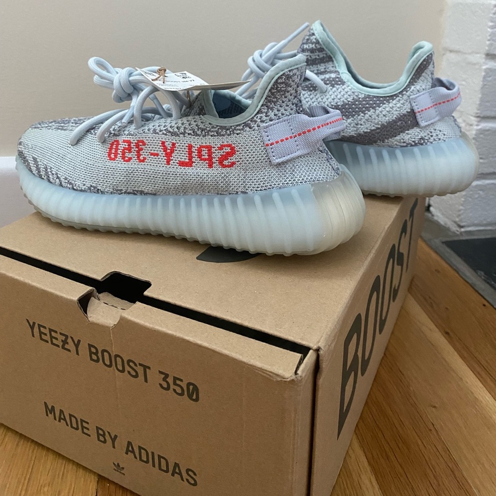 Yeezy Boost 350 V2 Blue Gray Sneakers/ worn twice 
No tags, but box included